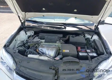 2017 Toyota Camry Le z USA, uszkodzony, nr VIN 4T1BF1FK8HU768038